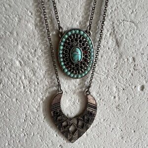 LUCKY Boho Silver tone Necklace Double Strand Lobster Claw Layered